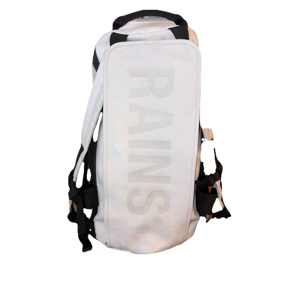 Rains Duffle Bag Backpack Waterproof Padded Carry Handles Travel  Vacation